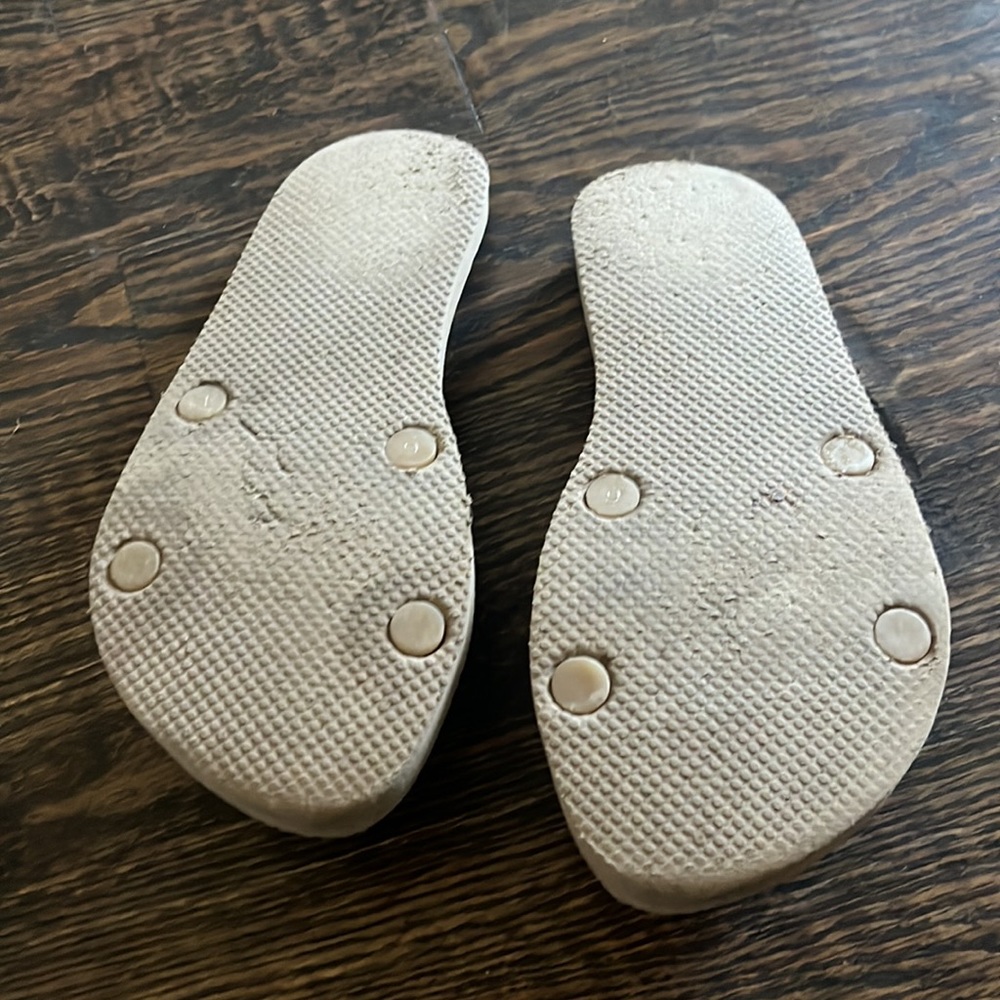 Leopard slides - Picture 3 of 3